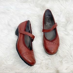 Abeo Red Heeled Shoes